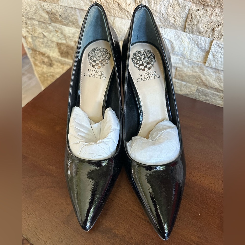 Vince Camuto black heels